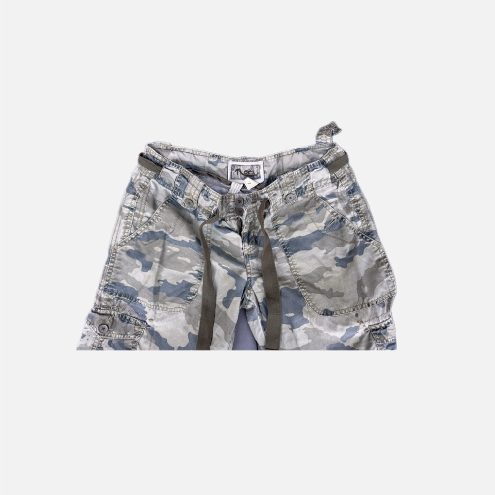 Stylish Camouflage Cropped Pants